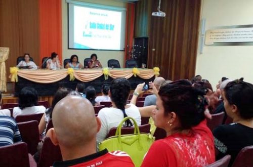 Asamblea de balance de la Dirección Provincial de Radio en Cienfuegos (Foto: RLC)