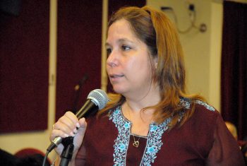 Rosa Miriam Elizalde (Sancti Spíritus, 1966). Es Licenciada en Periodismo y Doctora en Ciencias de la Comunicación. Su tesis de doctorado recibió el Premio de la mejor investigación de Ciencias Sociales de 2014, otorgado por la Comisión Nacional de Grados del Ministerio de Educación Superior. Es profesora asistente de la Facultad de Comunicación de la Universidad de La Habana e imparte conferencias regularmente en el Colegio de Defensa Nacional, la Escuela Superior de Cuadros "Ernesto Che Guevara", el Instituto Internacional de Periodismo José Martí y en otras instituciones. También, ha sido ponente en numerosos eventos nacionales e internacionales. Ha obtenido en seis ocasiones el Premio Nacional de Periodismo Juan Gualberto Gómez, y menciones en otras dos ediciones del certamen. Como enviada especial ha cubierto numerosos eventos internacionales, entre los que se destacan giras del Comandante en Jefe Fidel Castro, varias Cumbres de Jefes de Estado, las conversaciones Cuba-EEUU para el restablecimiento de las relaciones diplomáticas, celebradas en Washington, y la visita a Cuba y Estados Unidos del Papa Francisco. Es colaboradora del diario La Jornada, de México, y del semanario liberal The Nation, en Estados Unidos. Como autora o coautora tiene 12 libros publicados, y dos en proceso editorial. Fue subdirectora editorial del diario Juventud Rebelde, directora del portal Cubasí, y desde su fundación en el 2003 la editora principal del sitio web Cubadebate.cu, el de mayor audiencia de Cuba en Internet. Ha participado desde 1986 en todos los Congresos y Plenos de la UPEC, como invitada o como miembro de su Comité Nacional.