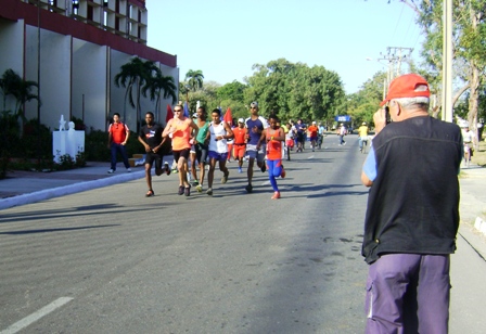 Maratón popular del periódico Adelante, en Camagüey (Foto: Alejandro Bonet)