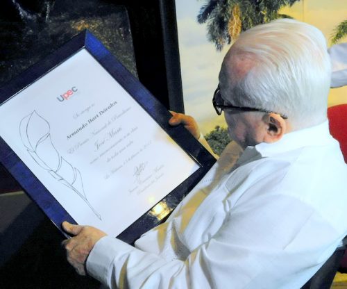 Un martiano completo recibe este Premio que lleva el nombre del Héroe Nacional Cubano (Foto: YAG)