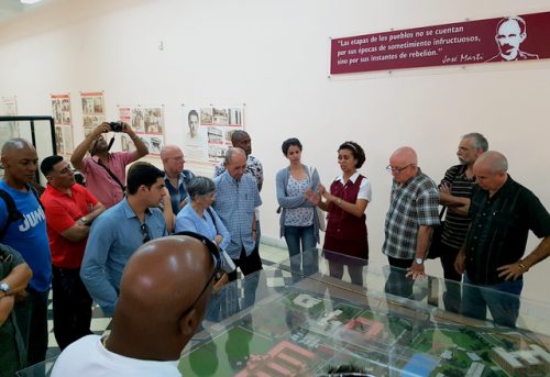 Visita al Museo 26 de Julio, enclavado en la Ciudad Escolar del mismo nombre, ubicada en el antiguo Cuartel Moncada (Foto: Yoandry Avila Guerra)