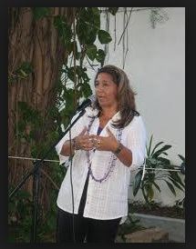 Mara Roque, periodista de la TV Cubana, recibió el Premio por la obra de la vida (Foto: ICRT)