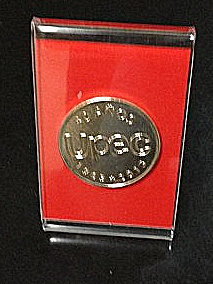 Medalla conmemorativa 50 Aniversario de la Upec