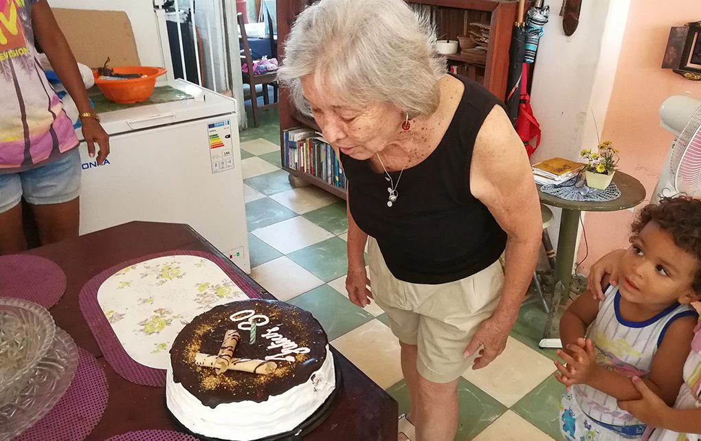 Juanita Carrasco cumpleaños 80