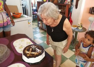 Juanita Carrasco cumpleaños 80