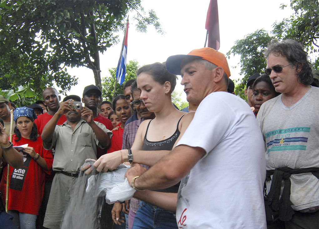 Cenizas de Guillermo Cabrera fueron esparcidas en la Sierra Maestra.