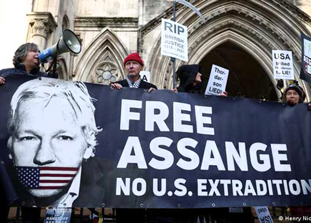 Julian Assange