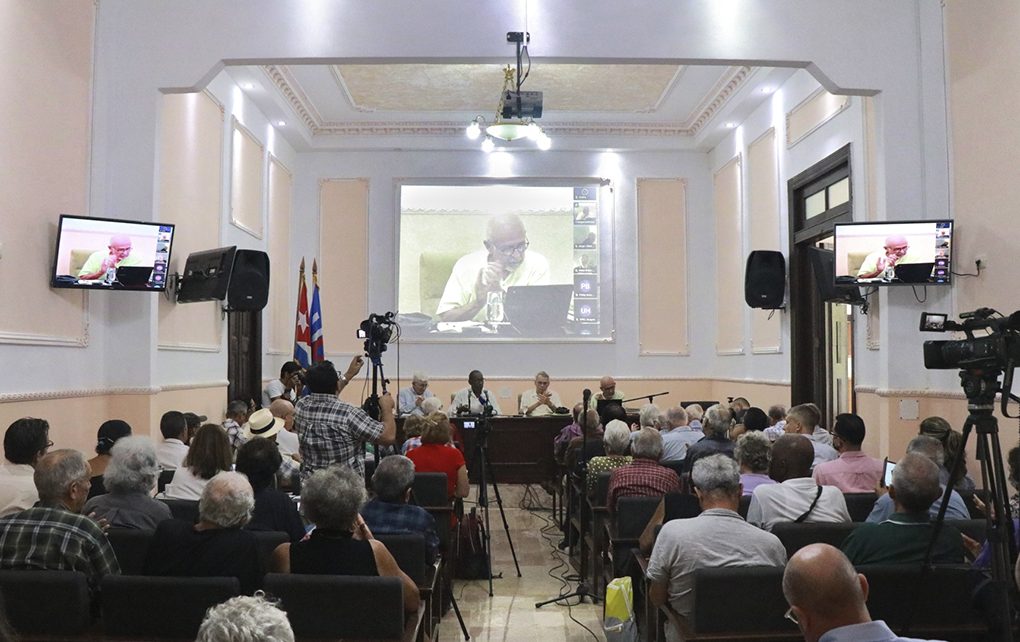 Evento sobre la Crisis de Octubre