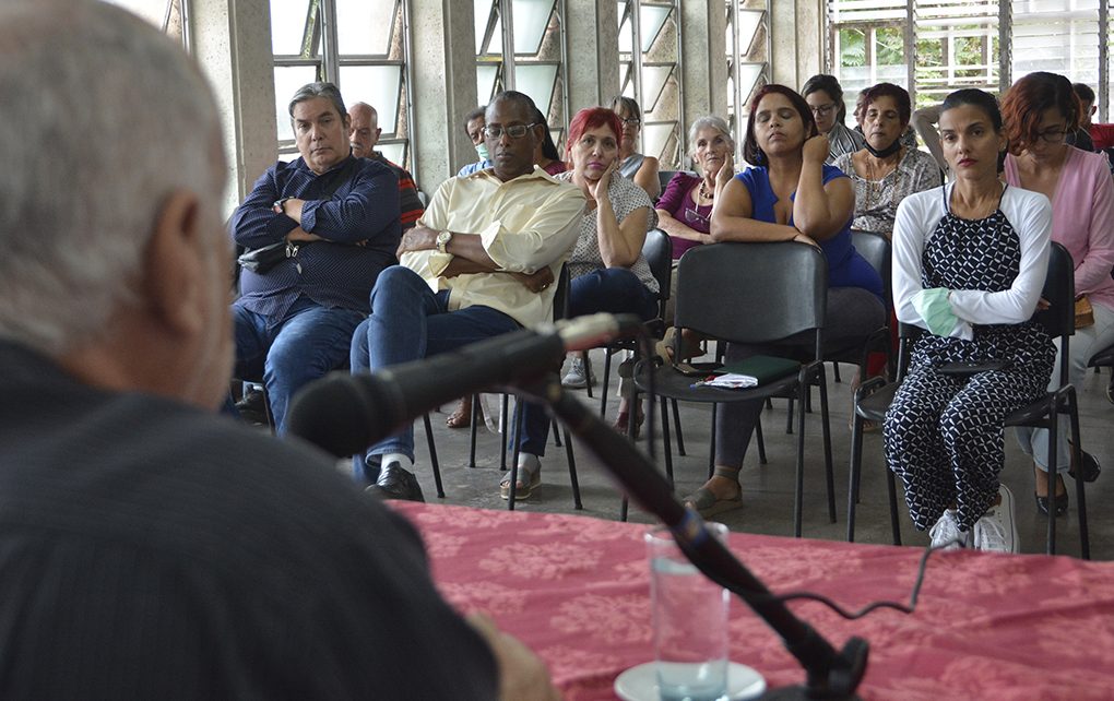 La asamblea de balance de la delegación de la UPEC en el periódico Granma estuvo presidida por Ricardo Ronquillo Bello, presidente de la orga ización a nivel nacional,