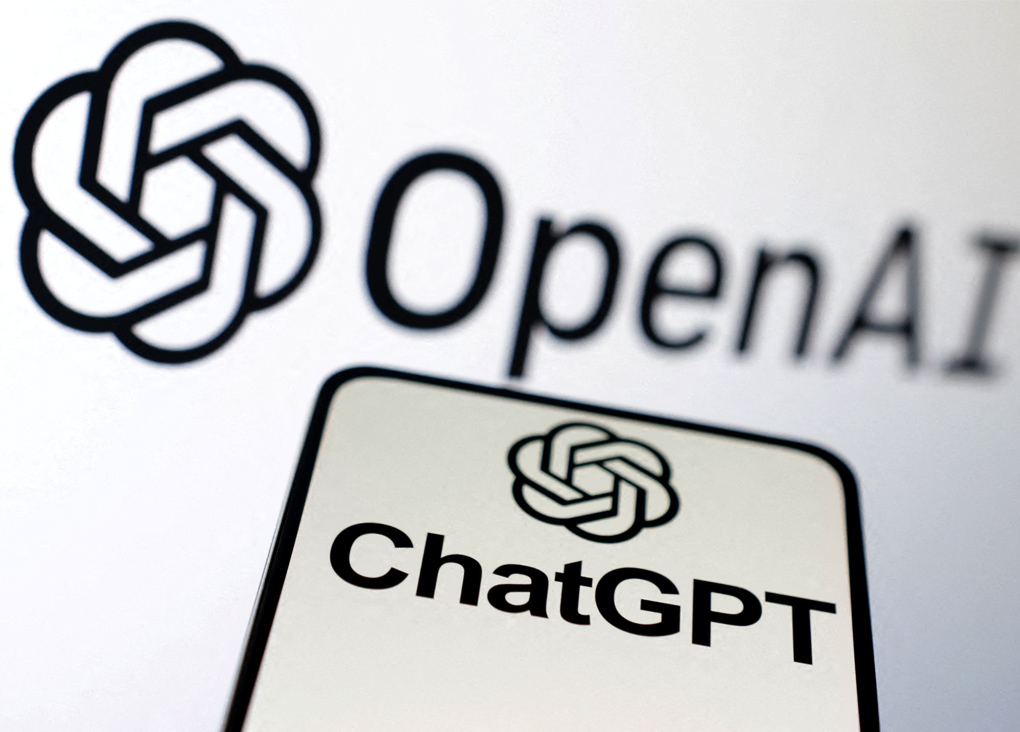 OpenAI says ChatGPT can browse the Internet