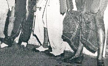 Los pantalones de los Chucheros después de la batalla de las tijeras. Foto Narciso Báez.