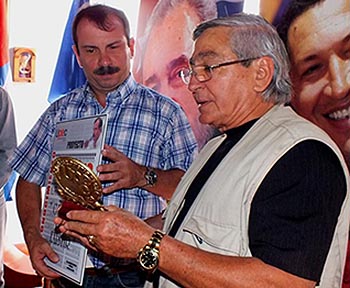 Fernando González en la Casa de la Prensa de Holguín